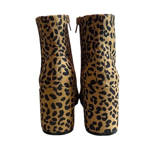 Bar III Women’s Booties Gatlin Block Heel Ankle Leopard Print Fabric Upper 5.5M - Picture 9 of 14